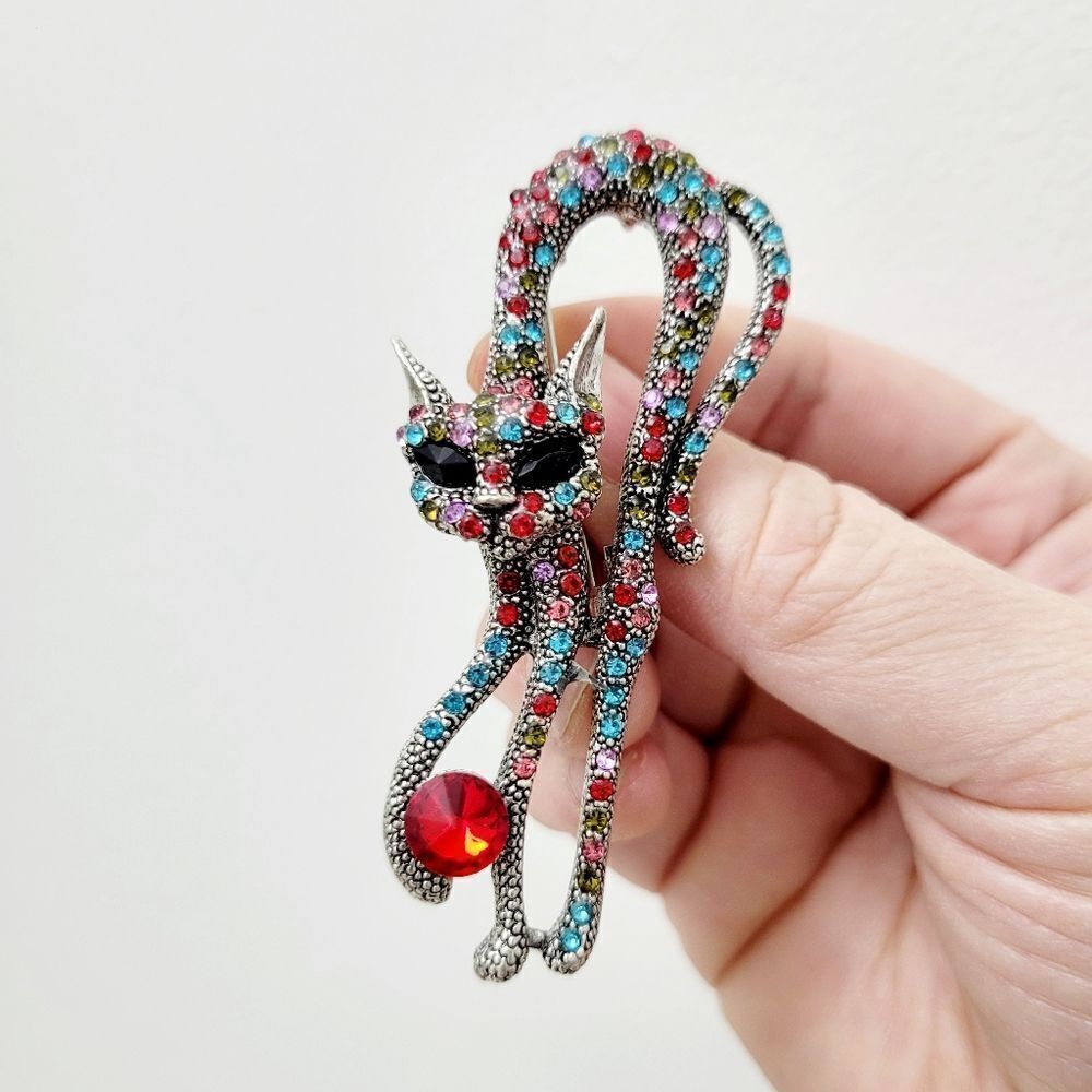 Brand New 2 In 1 Red & Blue Silver Tone Cat Rhinestone Brooch Pin & Pend… - Picture 4 of 10